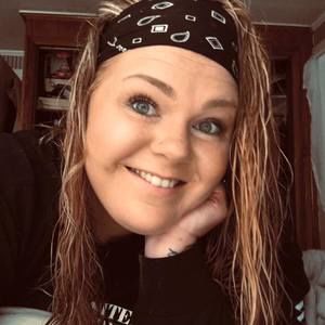 Meet your Posher, Cara